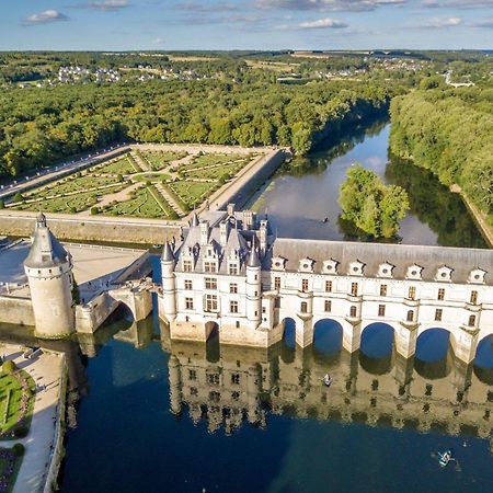Apartament Le Catalane Tours Zewnętrze zdjęcie