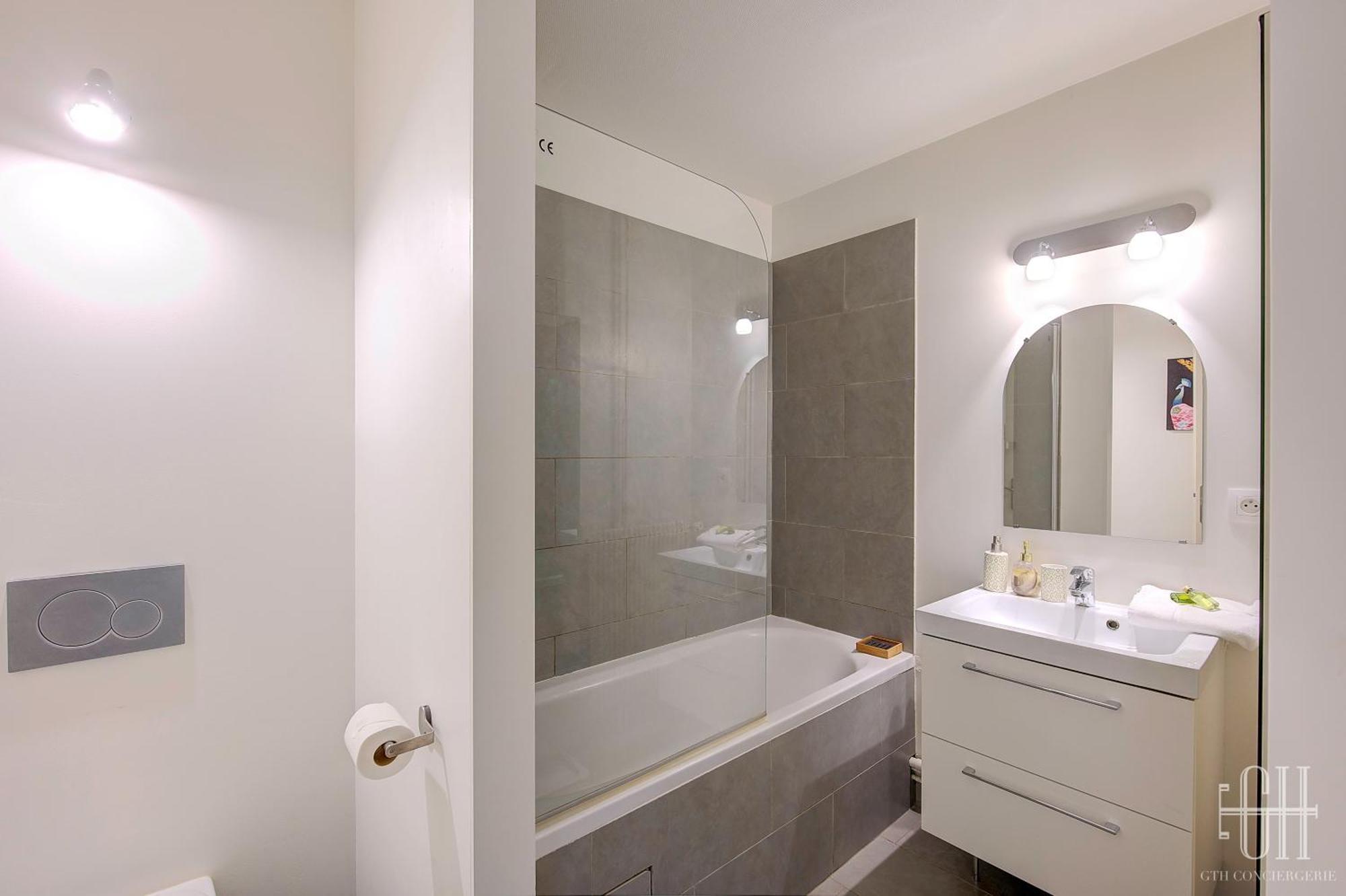 Apartament Le Catalane Tours Zewnętrze zdjęcie
